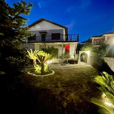 Apartment Lapilli Holidays San Giovanni La Punta