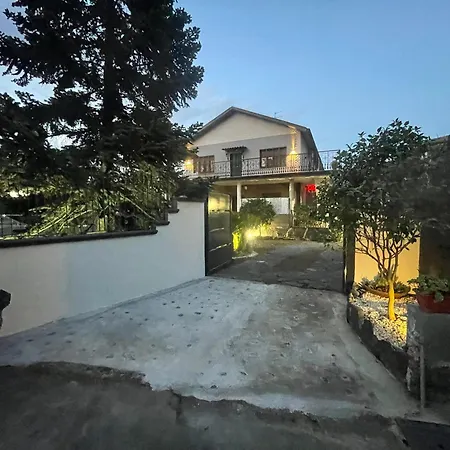 Lapilli Holidays * San Giovanni La Punta