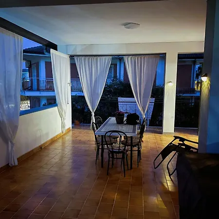 Lapilli Holidays Apartment *