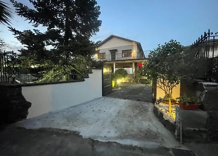 Lapilli Holidays * 圣乔瓦尼拉蓬特